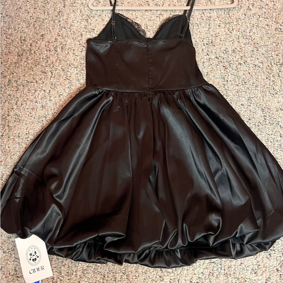 New With Tags Cider Black Satin Nightdress Size Small - Picture 2 of 3